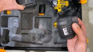 Набор инструментов DEWALT 9 в 1 аккумуляторный бесщеточны