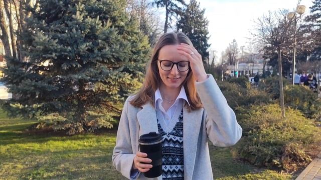 КТО ТАКИЕ ХУДОЖНИКИ-МИНИМАЛИСТЫ? ЧТО ТАКОЕ ИНТЕРЬЕРНА смотреть онлайн