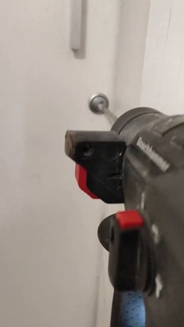 потерян ключ, но есть перфоратор! #ipvision.by смотреть онлайн