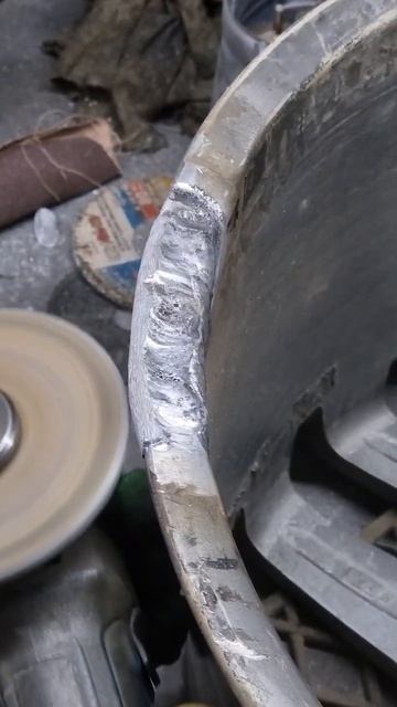 R21!!!#mersedes #amg #шиномонтаж #ремонтколеса #сварка #welding смотреть онлайн