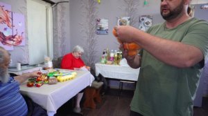 ПЕРВЫЙ РАЗ В ЖИЗНИ 40-КА ЛЕТНИЙ СЫН КУПИЛ ПРОДУКТЫ НА СВОИ ЗАРАБОТАННЫЕ ДЕНЬГИ