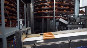 Автоматическая система охлаждения тостового хлеба производительностью 2200 кг в час