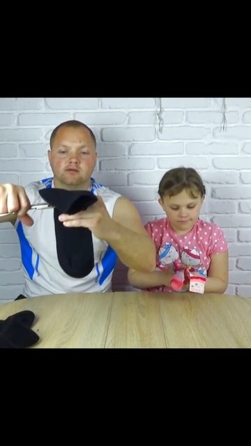 МАСКА от ВИРУСА за 2 МИНУТЫ! Из Обычных Носков! В Домашн смотреть онлайн