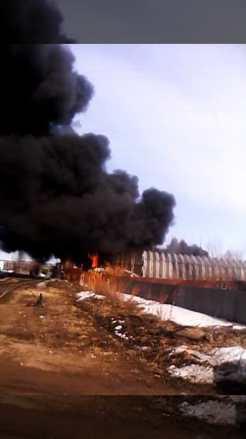Завод по производству органических растворителей загорелся в Можге