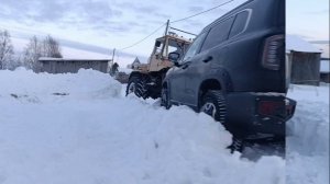Засадил Хавал Дарго. Только трактор смог достать.