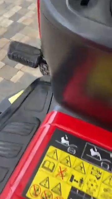 Продается садовый трактор, райдер, газонокосилка, ст П смотреть онлайн