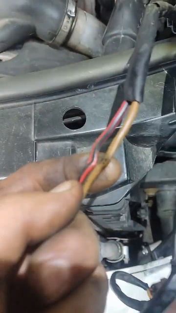 Audi S4B5 Повреждённая проводка блока управления вентиля? смотреть онлайн