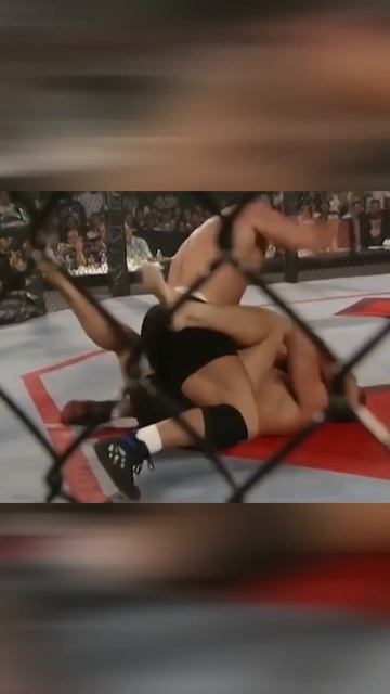 Как мощный борец рубился в MMA смотреть онлайн