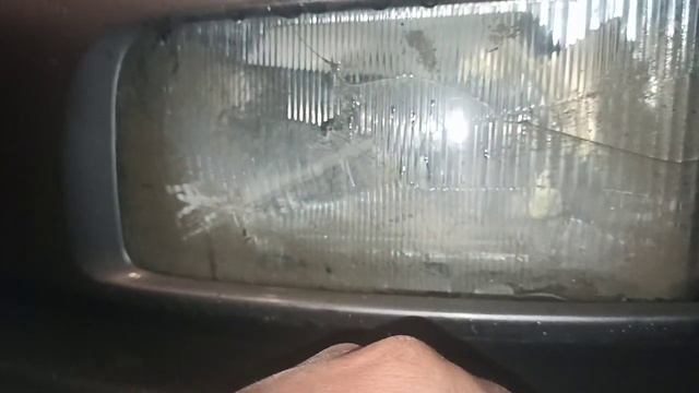 Перестала светить фара на Пассате Б 3 Четкое попадание камня в цель. Не светит фара. Свет пассат б3