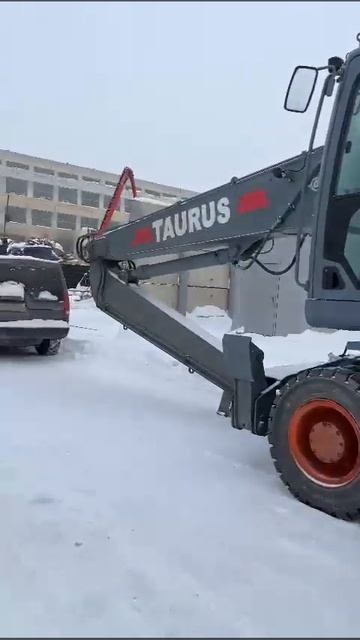 Новый перегружатель лома Taurus 331 смотреть онлайн