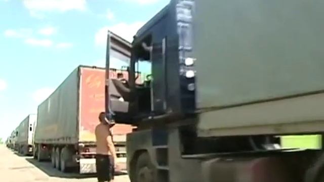 Пункты выдачи помощи Штаба Рината Ахметова возобнови? смотреть онлайн