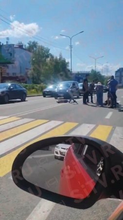 В Сургуте на 50 лет ВЛКСМ произошло ДТП с электросамокатом
