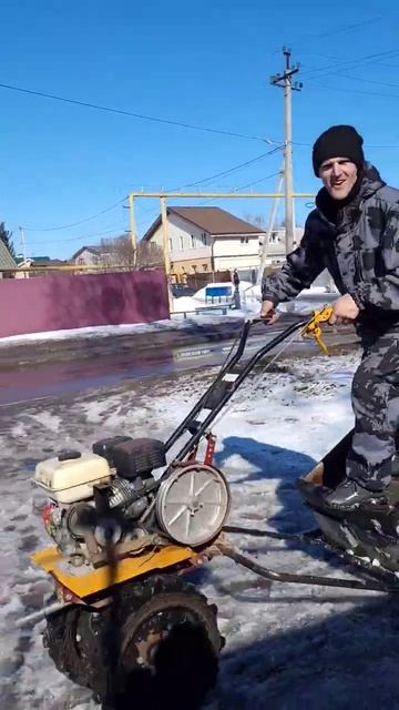 Покатушки на мотоблоке зимой #лайк #подписка #like #podcast смотреть онлайн