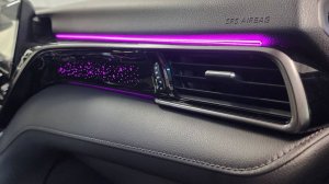 Toyota Camry - установили доводчики дверей и контурную подсветку салона