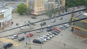 На Зорге мотоциклист не справился с управлением и чуть не угодил под автомобиль КУРГАН 5.06.2025