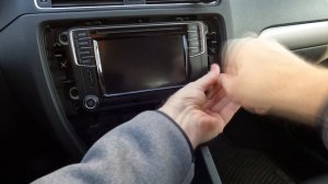 Как снять штатную магнитолу фольксваген / how to remove the radi