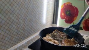 Камбала жареная,с золотистой корочкой.