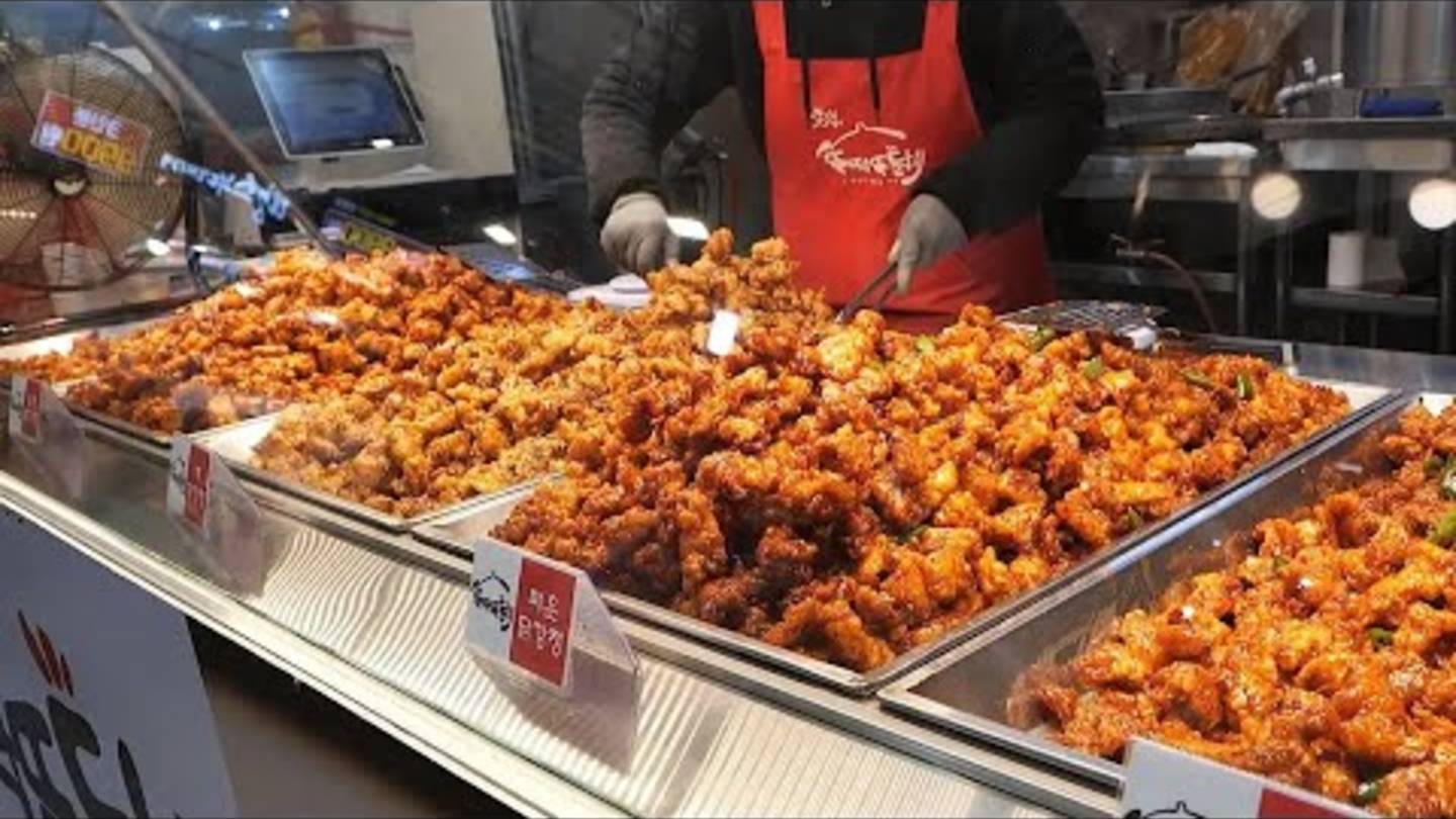подборка готовой курочки на улицах Кореи