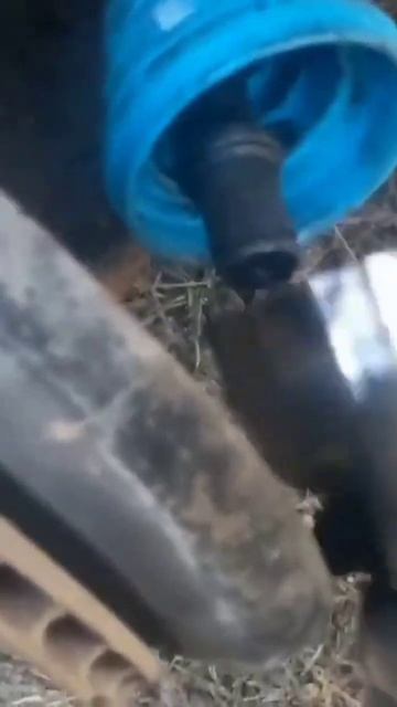 Замена гранаты Audi80 смотреть онлайн