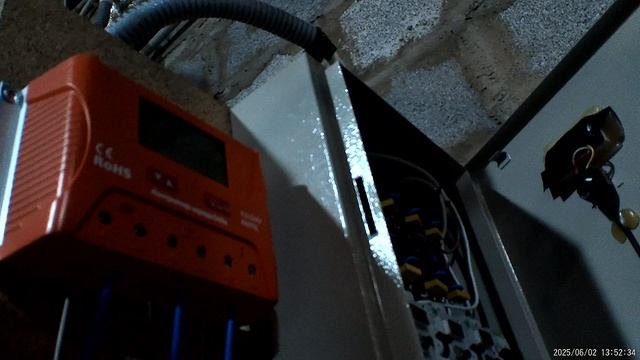 Солнечная электростанция для складского или гаражного освещения