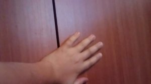 Пранк над другом ,бьёт ремнём