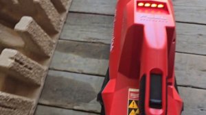 Аккумуляторная воздуходувка Milwaukee 2824-20 F2BL