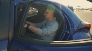 Toyota Yaris Hybrid – лучший городской гибрид? Разбираем плюсы