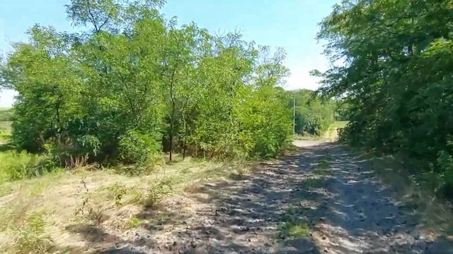 Підкорення схилів на Geon X-Road 250 смотреть онлайн