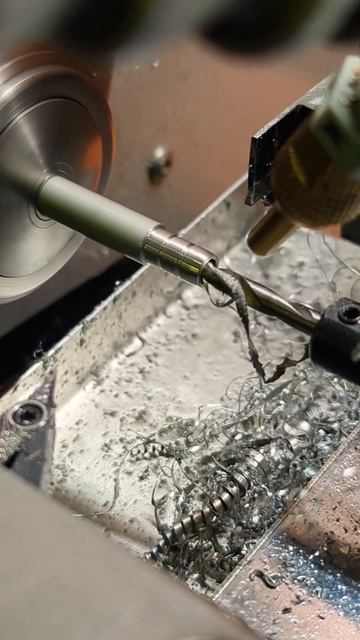 Втулки из алюминия АМГ5 на токарном станке с ЧПУ и авто смотреть онлайн