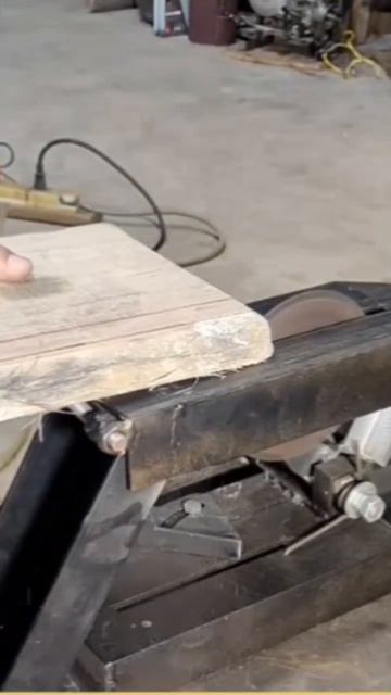 станок из болгарки смотреть онлайн