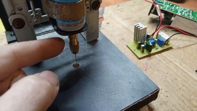 Самодельная сверлилка для печатных плат.Модернизация смотреть онлайн