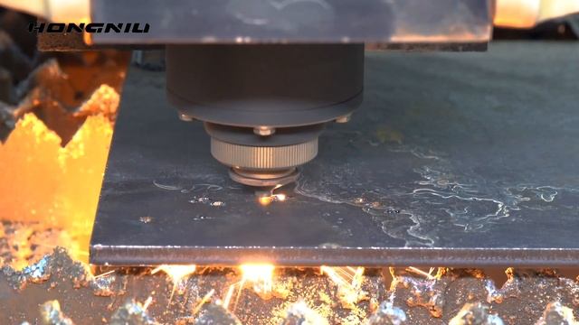 Станок лазерной резки 6 кВт/6000 Вт для резки углеродист? смотреть онлайн