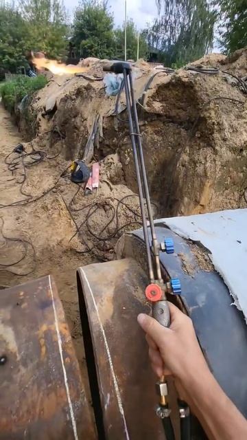 сварк-газорезка#wel#rusweld#сварщикивыезд#рдс#generalwelder #welder#? смотреть онлайн