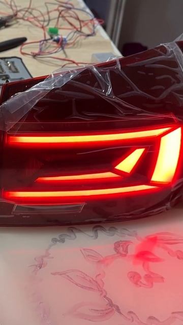 Габариты при низкой и высокой яркости, стоп сигналы Led смотреть онлайн