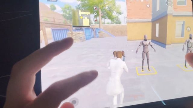 КАК НАСТРОИТЬ ИДЕАЛЬНЫЙ ДЖОЙСТИК В PUBG MOBILE / КАКУЮ СХЕМ? смотреть онлайн