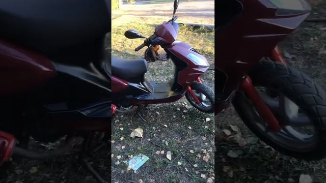 Как заводиться и работает скутер мопед Action 2 T17 Ducati Panigale #RomanTrash