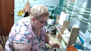 Тебя обижают, а все равно жалко...