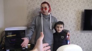 ГРИФЕР С МАМОЙ ПРИШЛИ РАЗБИТЬ МОЙ КОМПЬЮТЕР В РЕАЛЬНО?