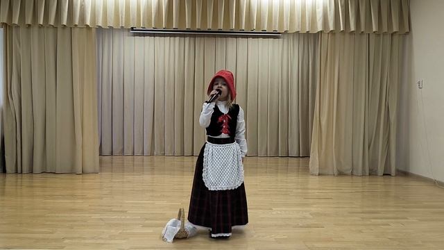 Водяная Виктория, 6 лет, А. Рыбников "Песенка Красной Ша смотреть онлайн