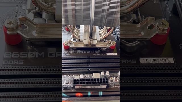 ASMR збірка Ryzen 5 7500F + RX6800 Класний ПК за 800$ (33.000грн) смотреть онлайн