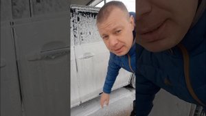 Как правильно смывать пену с автомобиля с низу вверх и