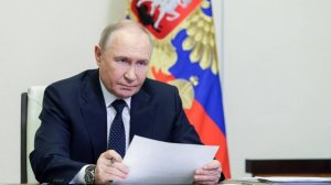 Путин призвал избавляться от вульгарных иностранных заимствований в русском языке