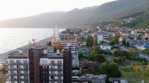 Абхазия, город-курорт Гагра летним июньским вечером на закате солнца (начало июня, ЛЕТО-2025)