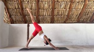 Strong & Flexible Intermediate Vinyasa Flow _ 35-Min Practice