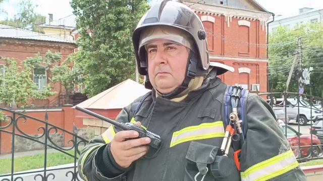 Курские огнеборцы МЧС России провели пожарное занятие в Курском  базовом медицинском колледже