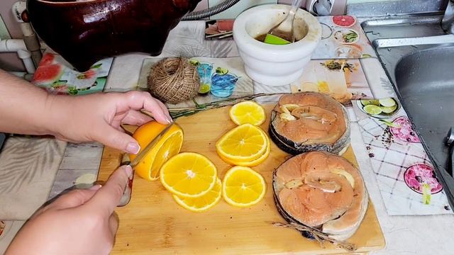 МЕДАЛЬОНЫ ИЗ СЁМГИ. 🐟🍊НА ГАРНИР ПЮРЕ ИЗ ЗЕЛЁНОГО ГОР смотреть онлайн