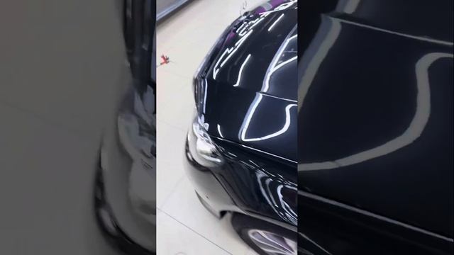 Полировка с нанесением жидкого стекла на Mercedes Benz E Class смотреть онлайн