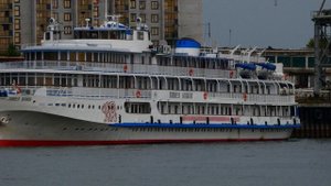 Теплоход «Павел Бажов»