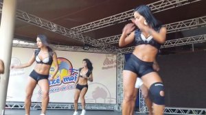 Cia de danca - Ela domina