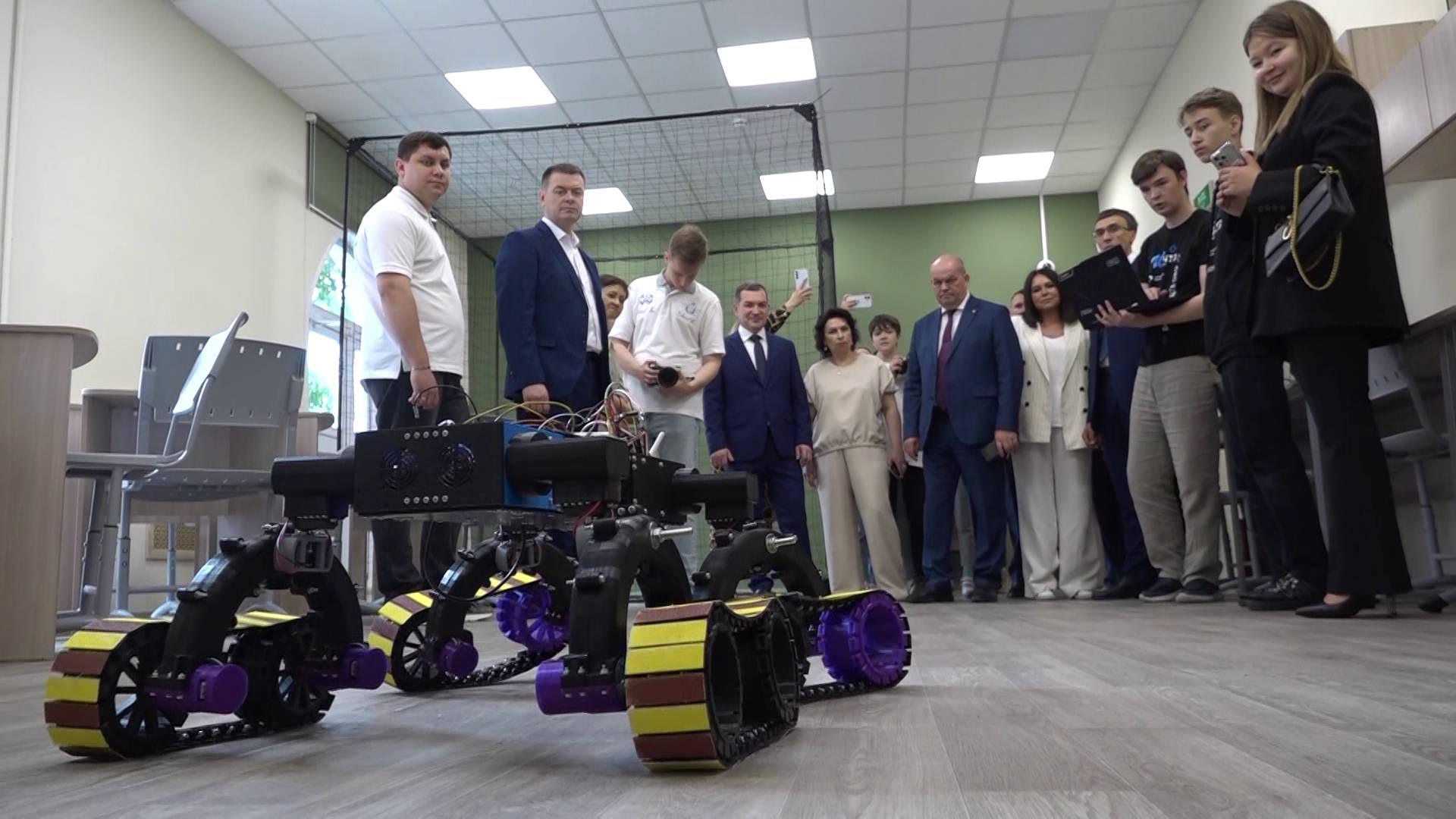 Центр допобразования «Эверест» открыли в Новосибирском экономическом лицее